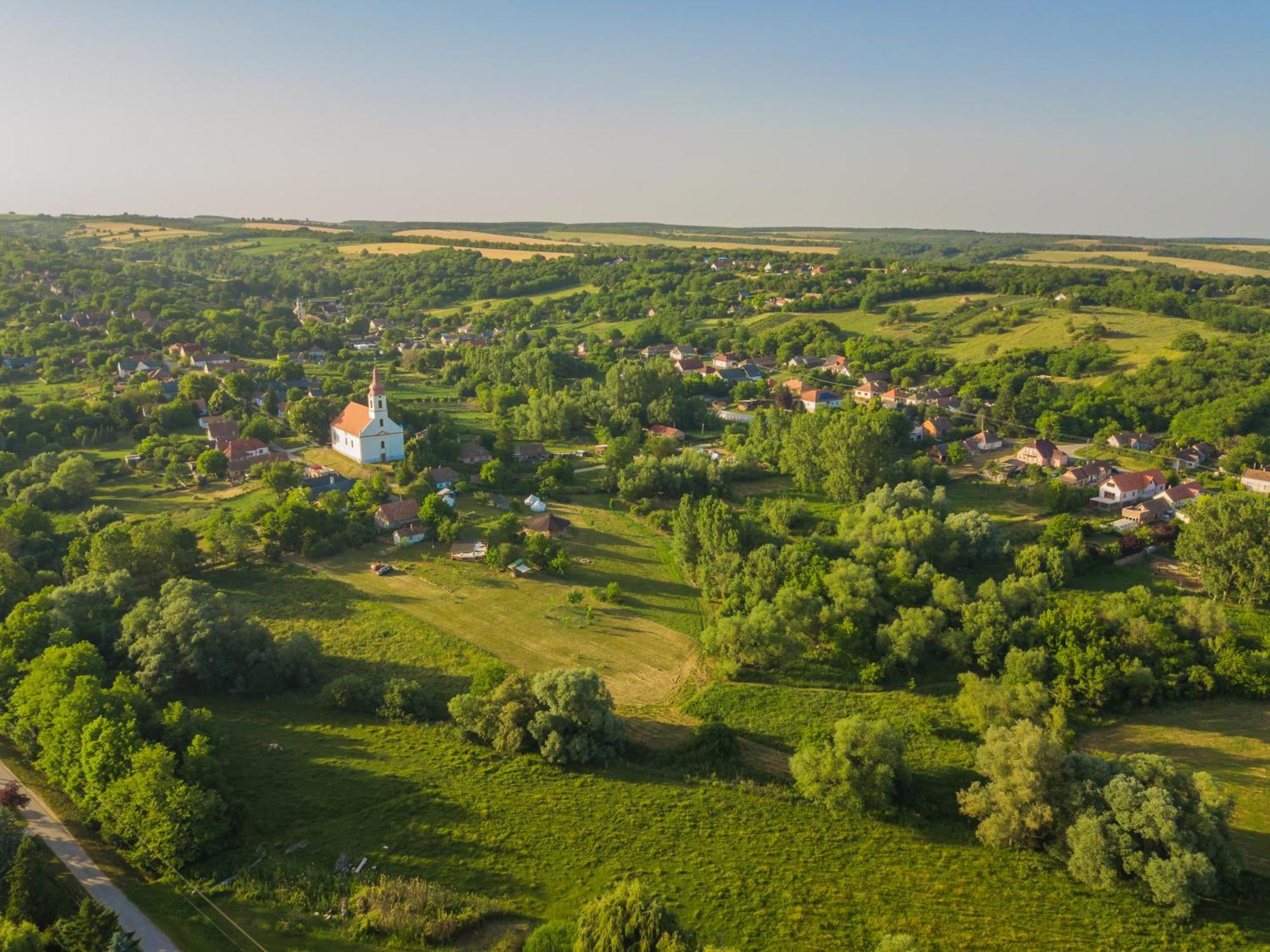 Szellos Ret Camping Balvanyos Exterior photo